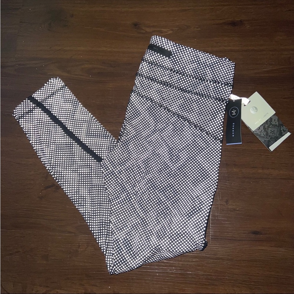 Lululemon reflect pace tight 6